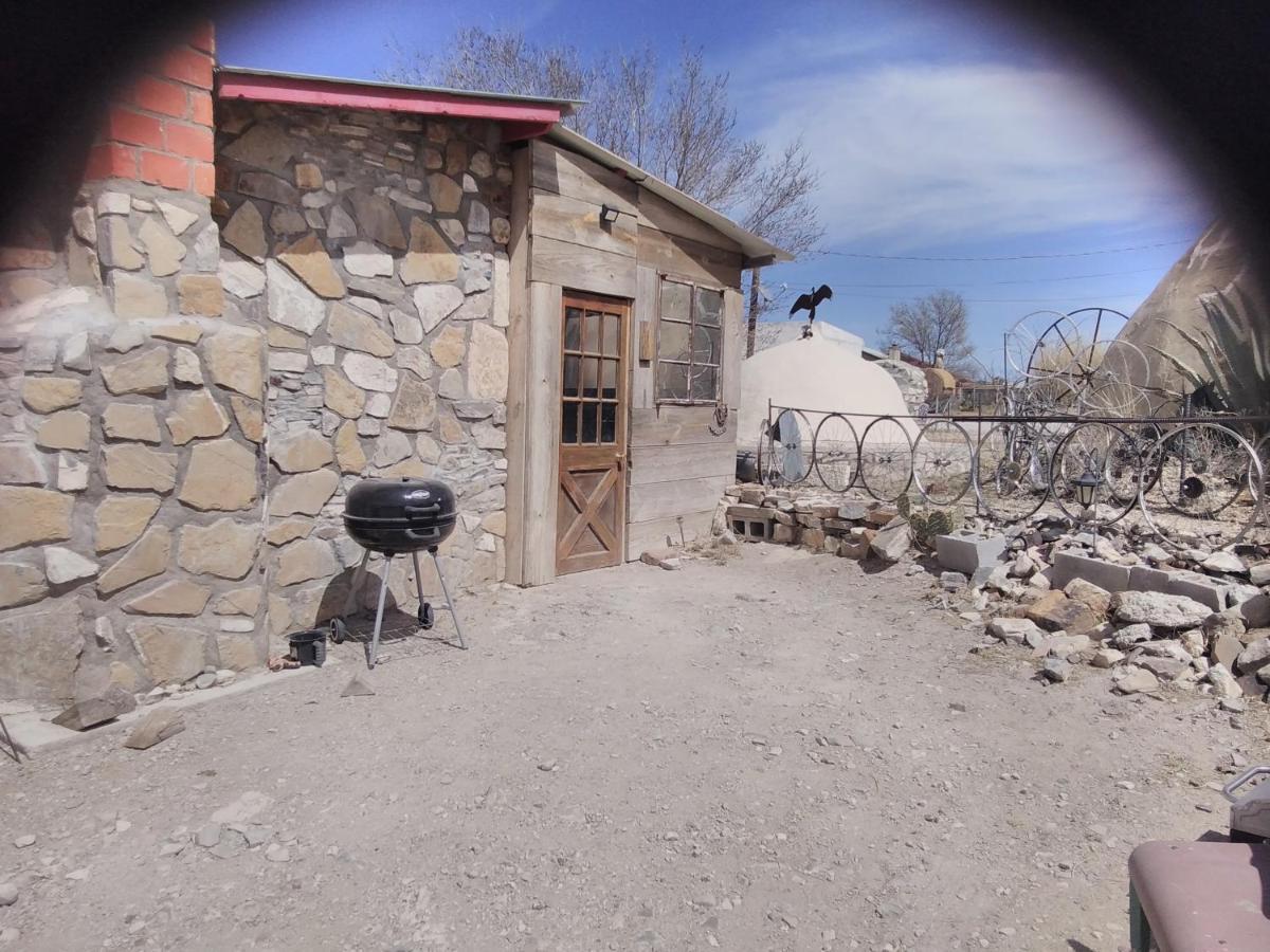 La Loma Del Chivo Llc Stone Cottage Alternative Building Marathon Ngoại thất bức ảnh